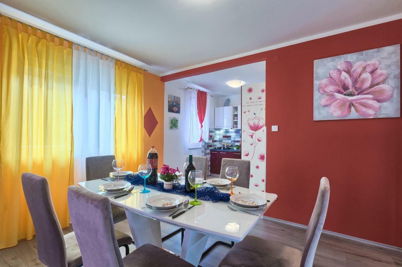 Apartman Modry 普拉 外观 照片